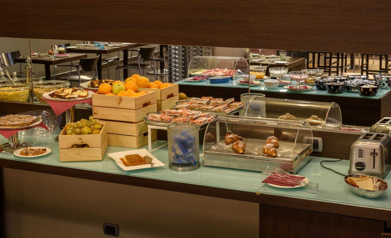 Ristorante Eagle First Hotel Malpensa Somma Lombardo Ristorante Eagle First Hotel Malpensa Somma Lombardo