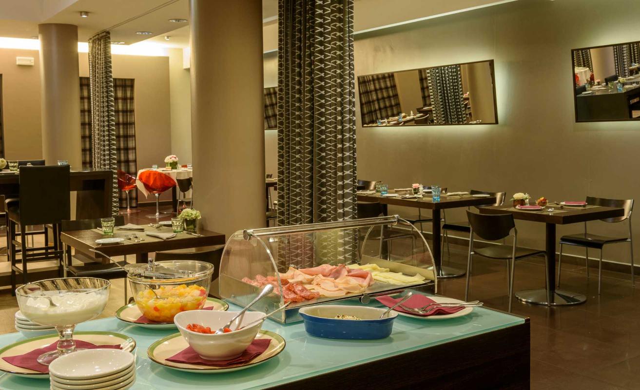 Ristorante Eagle First Hotel Malpensa Somma Lombardo Ristorante Eagle First Hotel Malpensa Somma Lombardo