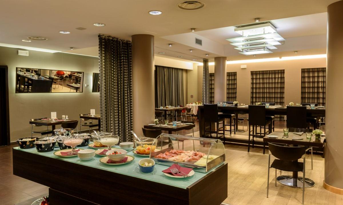 Ristorante First Hotel Malpensa Somma Lombardo Ristorante First Hotel Malpensa Somma Lombardo