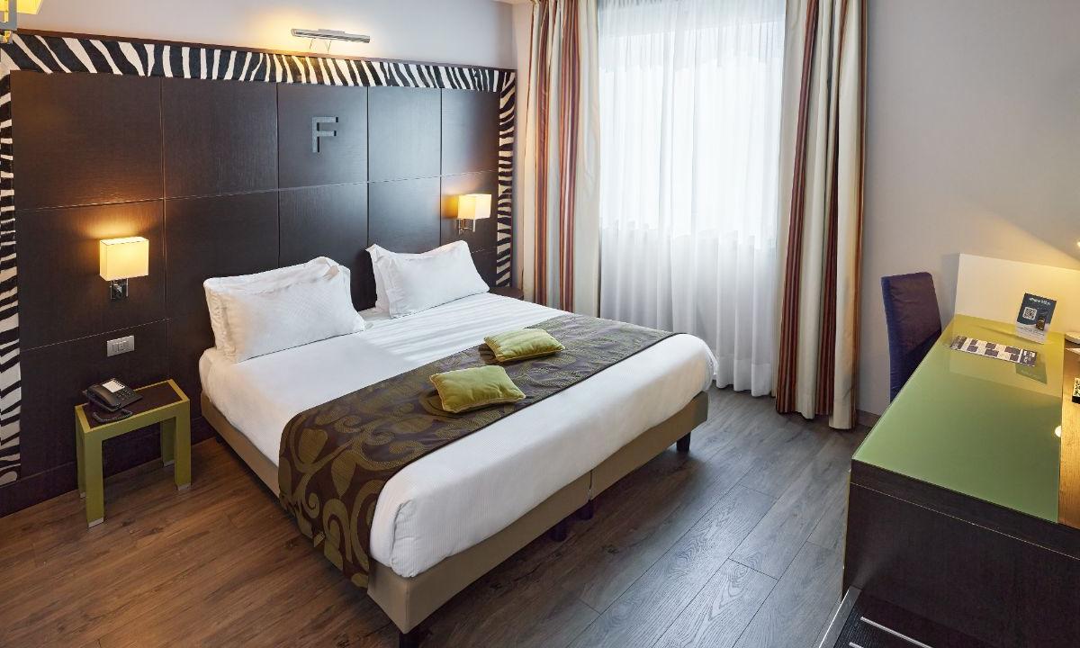 Camera First Hotel Malpensa Somma Lombardo Camera First Hotel Malpensa Somma Lombardo