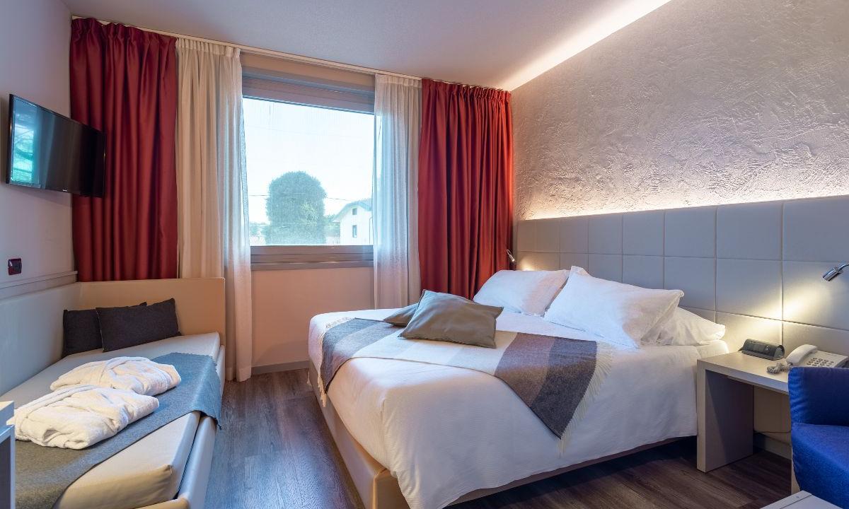 Camera First Hotel Malpensa Somma Lombardo Camera First Hotel Malpensa Somma Lombardo